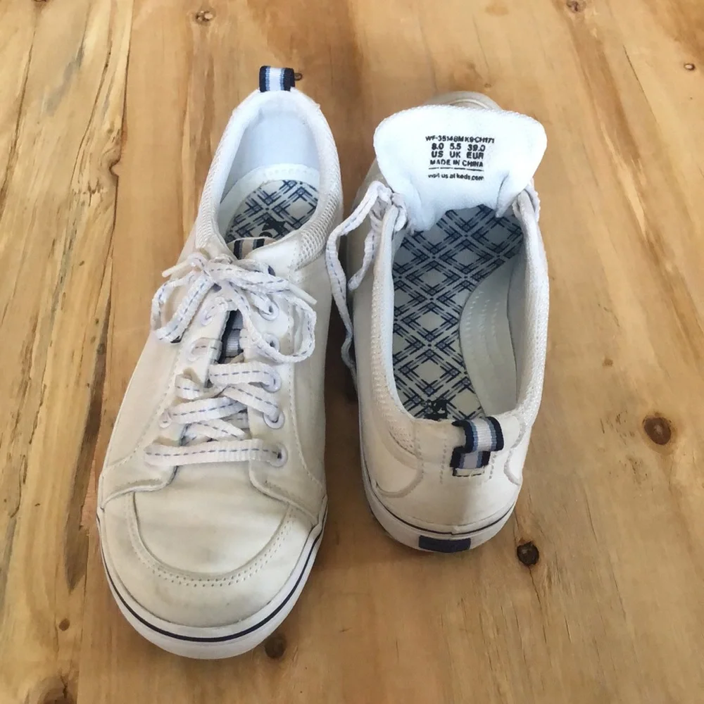 Vintage Women’s Keds Sneakers Lace-up White Size 8
